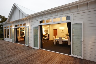 PCT Bifold Panel Catcher